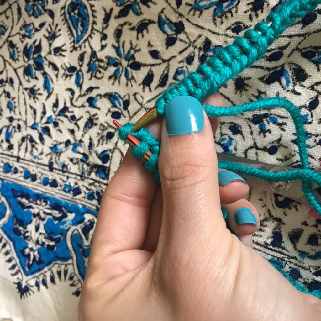 How to avoid a jog in your hats when you are casting on and knitting in the round. 