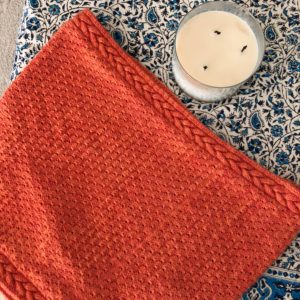 The Fall Vines Cowl knitting pattern has been published.