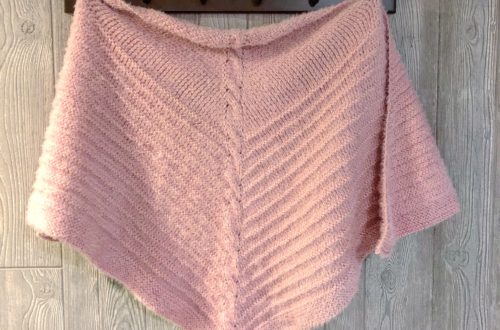 Tracks in the Snow Shawl Knitting Pattern