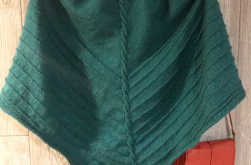 Modified Tracks in the Snow Triangular Shawl Knitting Pattern