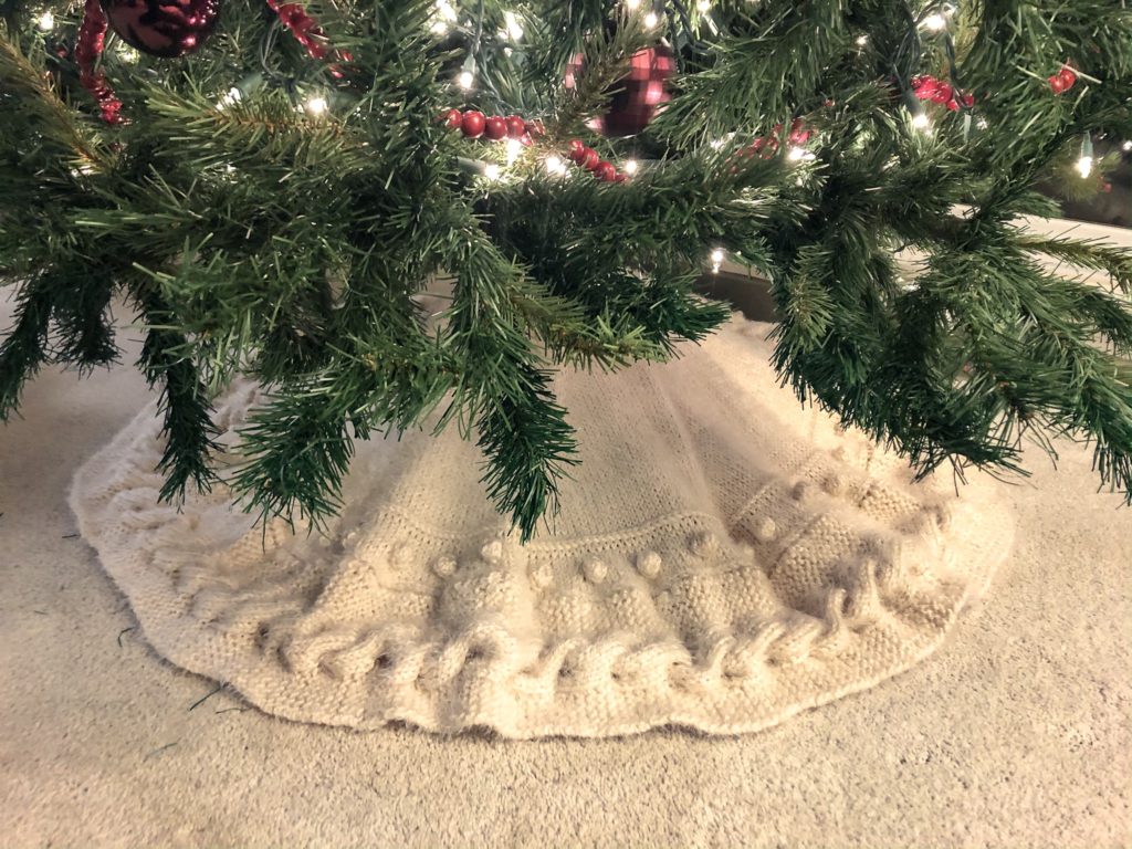 Knitting in the Park's Snowy White Christmas Tree Skirt
