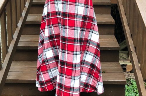 My first circle skirt and first sewing project on the Husqvarna Viking Jade 20