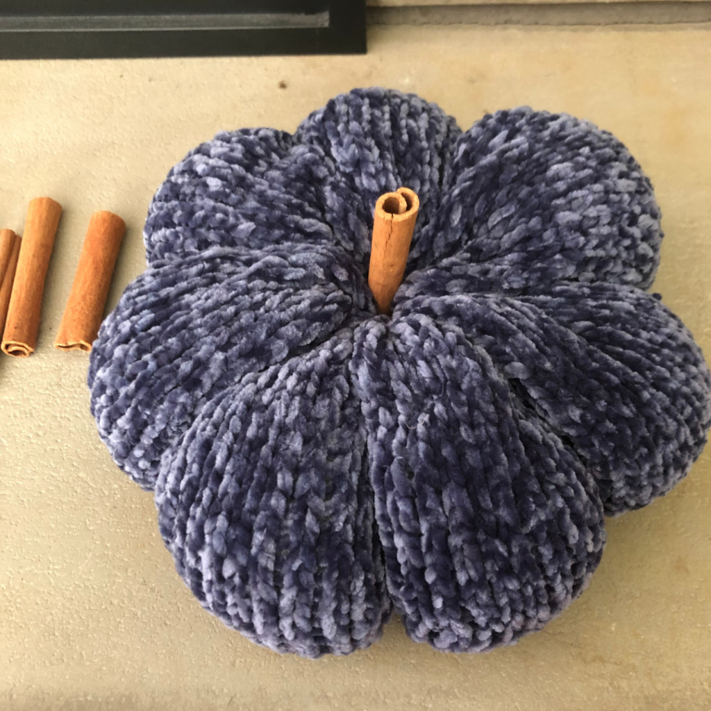Faux velvet yarn pumpking