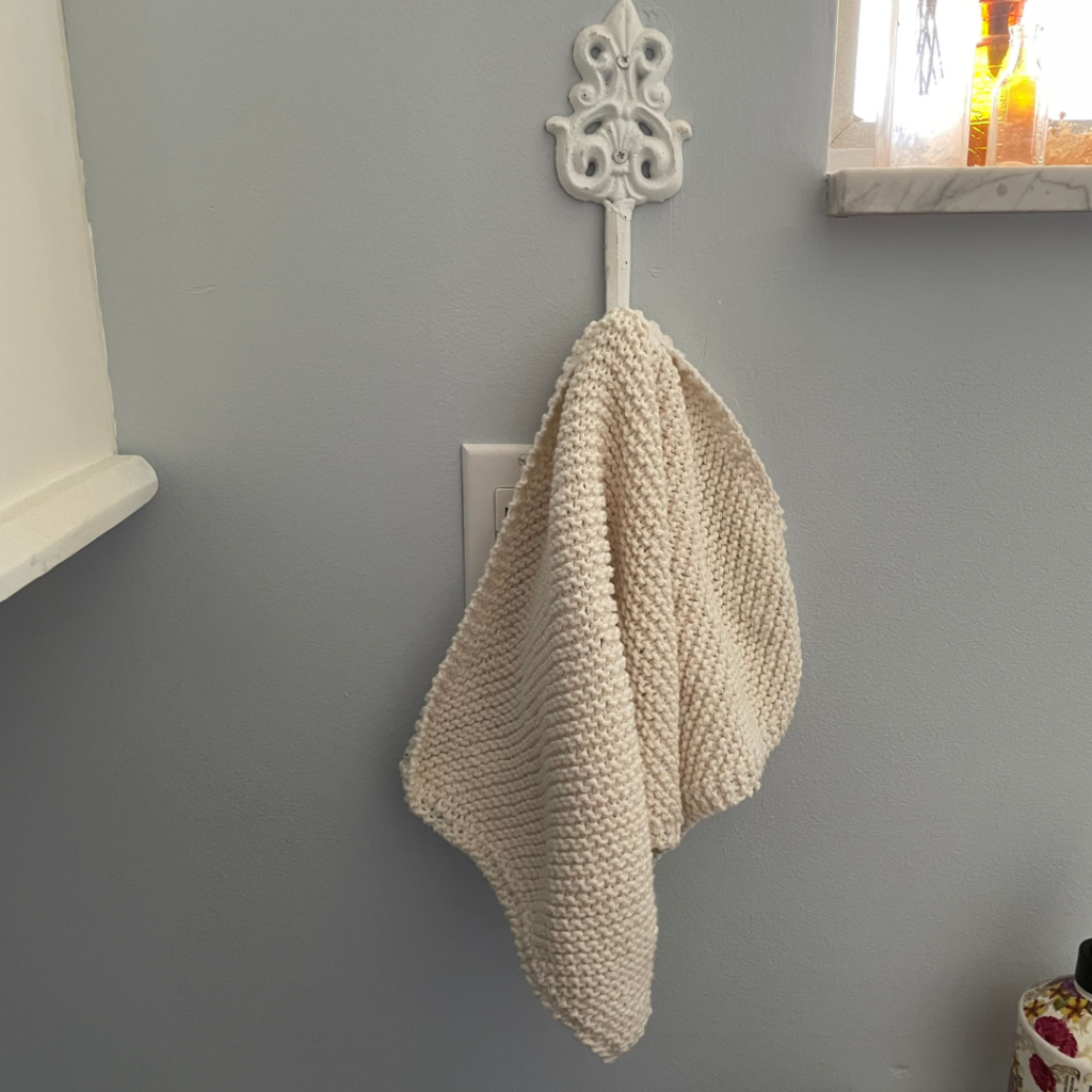 DIY Dish Towel knitting pattern from Knitting in the Park