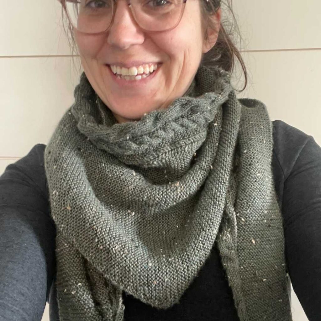 Download Murphy's Shawl from Knitting in the Park
