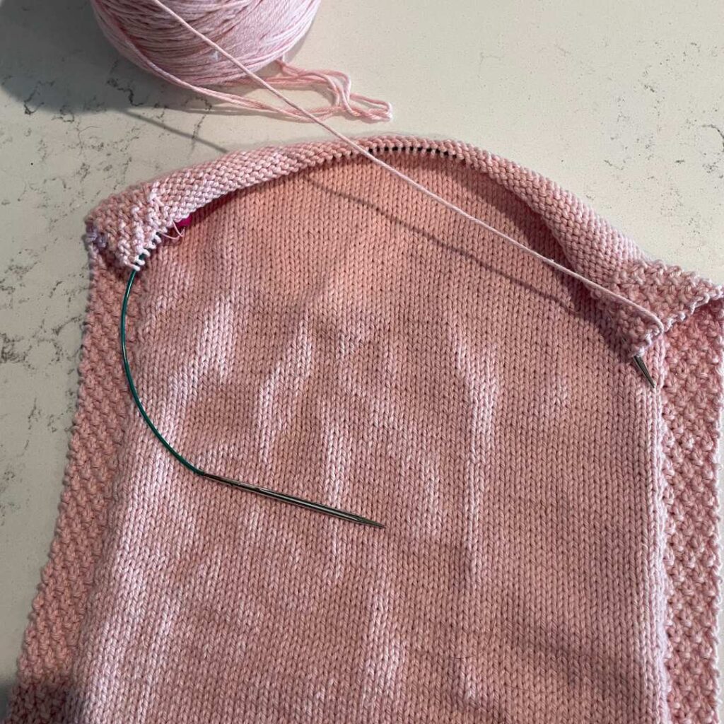 Double Seed Stitch Hand Towel Pattern - A Free Knitting Pattern from Knitting in the Park.
