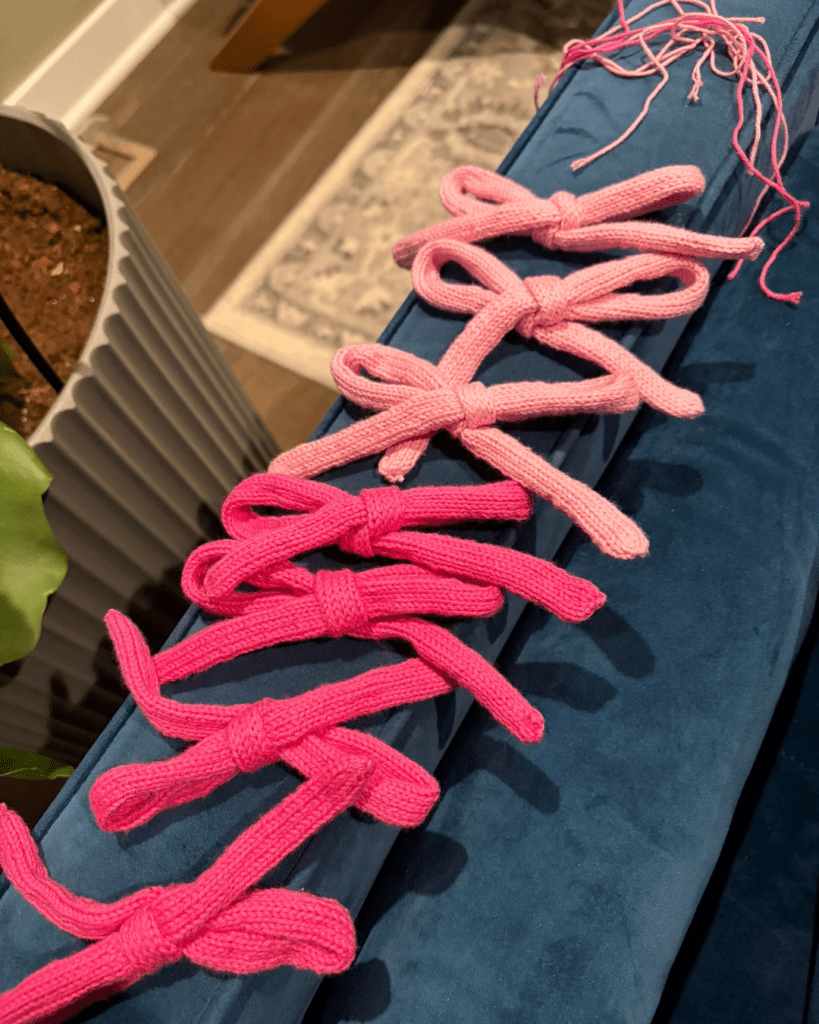 Bows for a Valentine Garland by Knitting in the Park